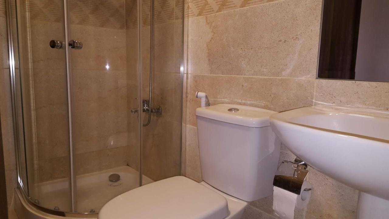 Azur Suites Hotel & Apartments El Mîna Dış mekan fotoğraf